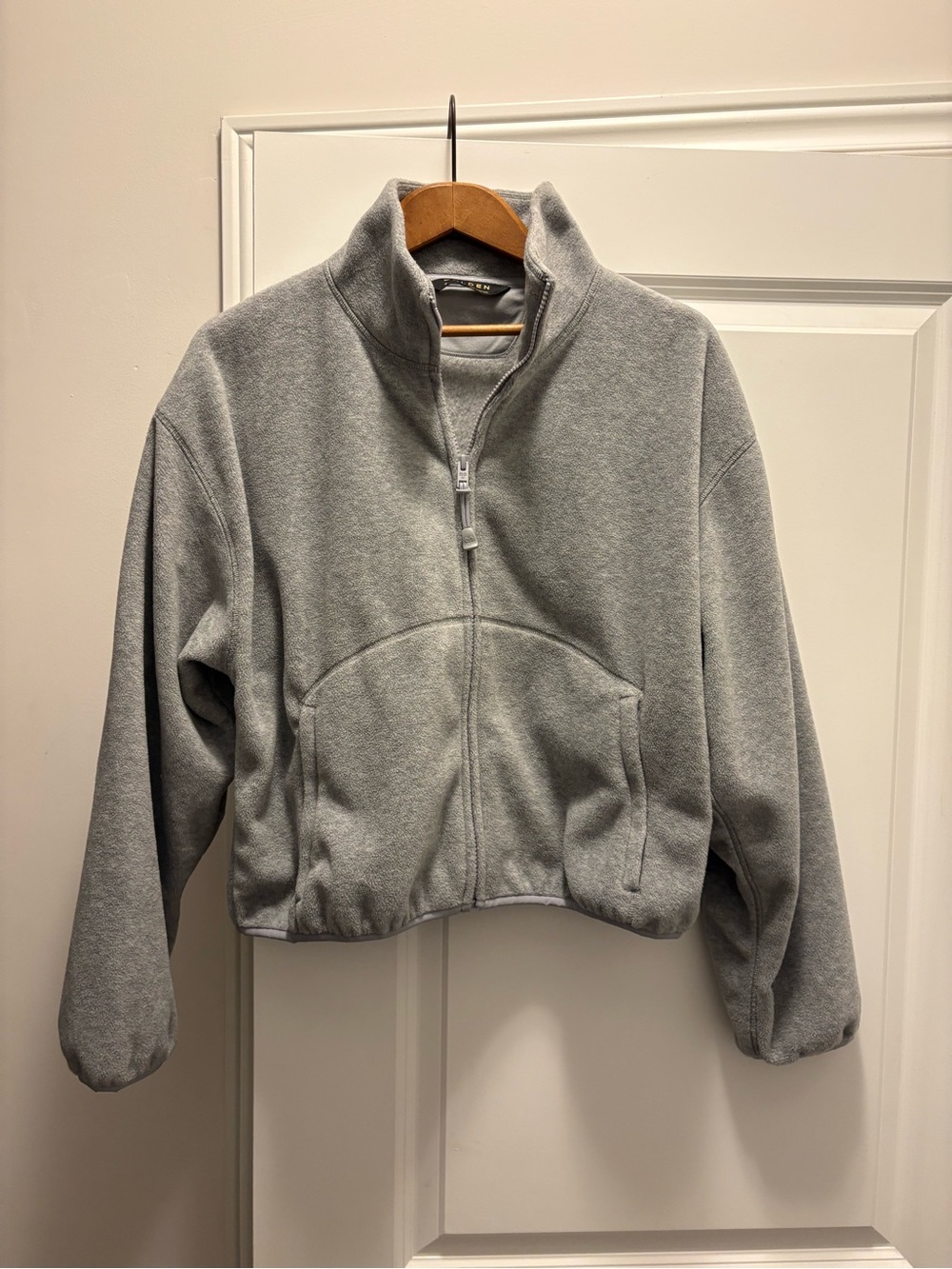 Aritzia Plateau Zip-up - Bigfoot Fleece